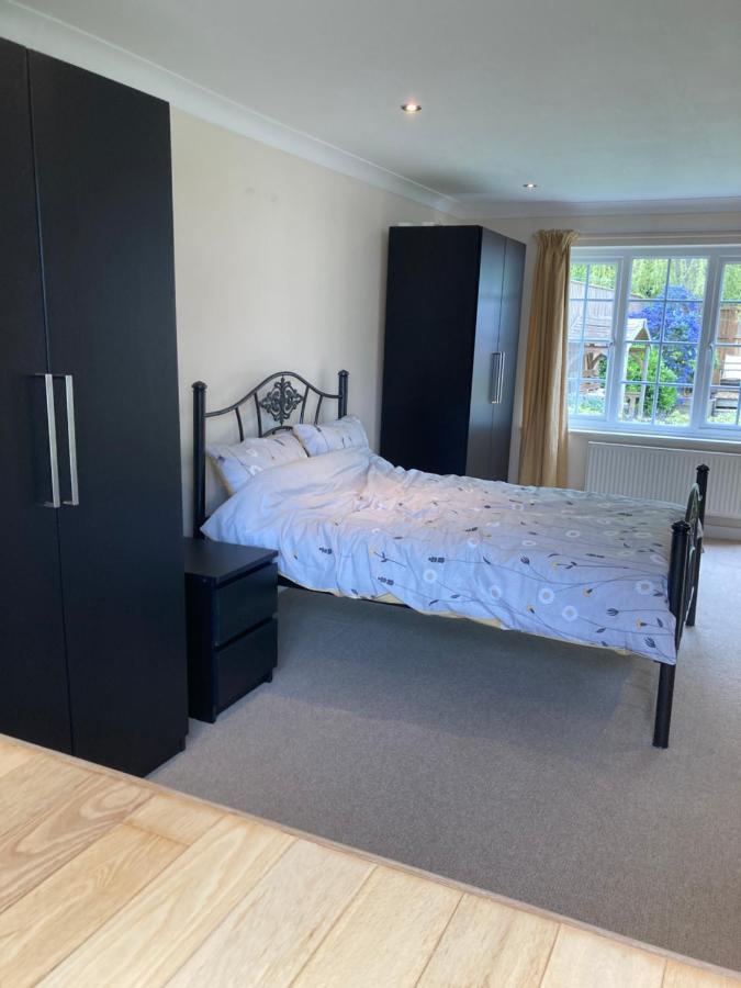 9 Chudleigh Close Daire Bedford Dış mekan fotoğraf