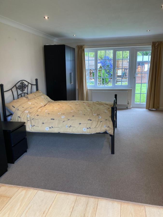 9 Chudleigh Close Daire Bedford Dış mekan fotoğraf